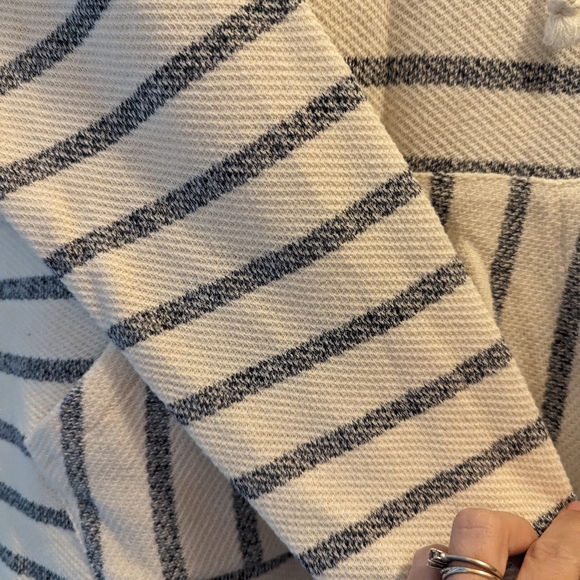 Old Navy hoodie size M - Picture 2 of 7